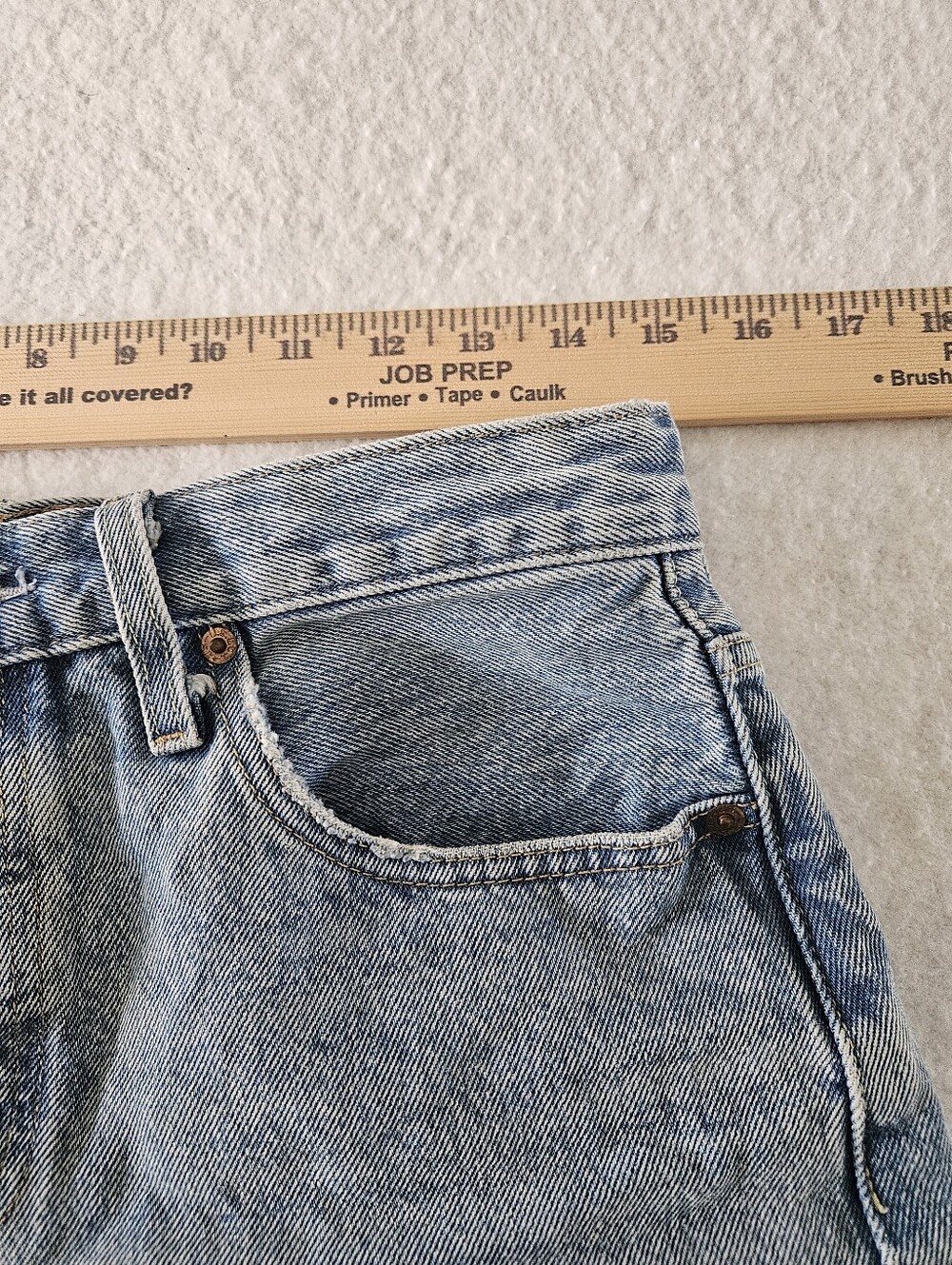 Levi's 501 Women's Shorts Size 28 - Picture 7 of 7